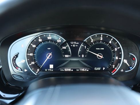 Used 2019 BMW 540i xDrive w/ Convenience Package image 41