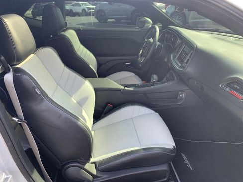 Used 2023 Dodge Challenger SRT Hellcat RWD image 30