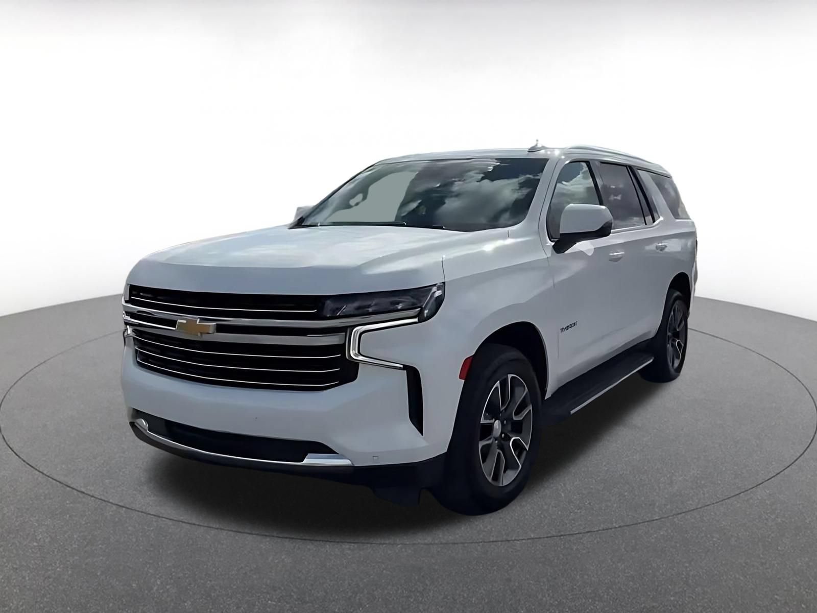 Used 2023 Chevrolet Tahoe LT w/ Luxury Package AWD/4WD image 6