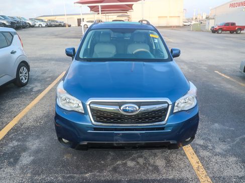Used 2015 Subaru Forester 2.5i Touring AWD/4WD image 4
