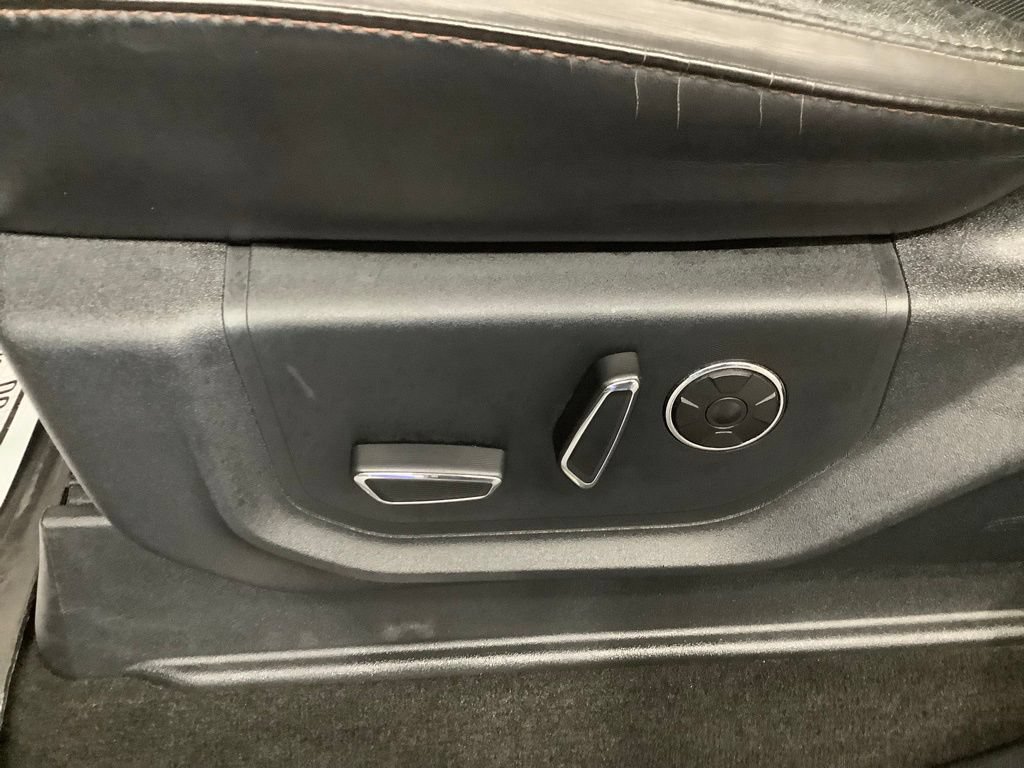 Used 2019 Ford F150 Platinum AWD/4WD image 10