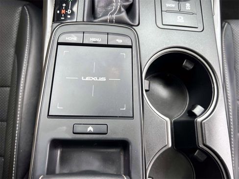 Used 2022 Lexus IS 350 F Sport image 20