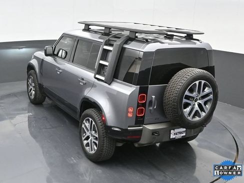Used 2021 Land Rover Defender 110 X-Dynamic HSE AWD/4WD image 41