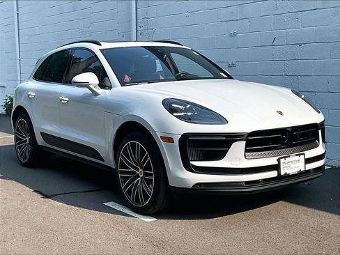 Certified 2026 Porsche Macan S AWD/4WD image 7