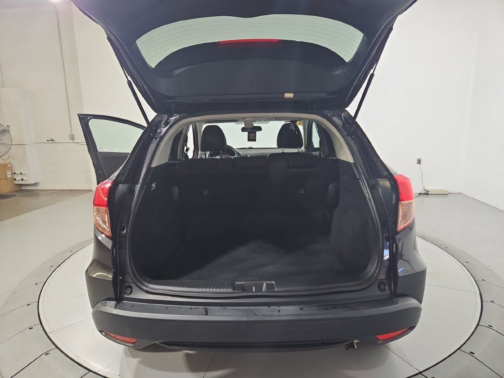 Used 2018 Honda HR-V EX image 22