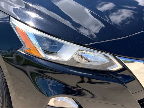 Used 2020 Nissan Altima 2.5 S FWD image 26