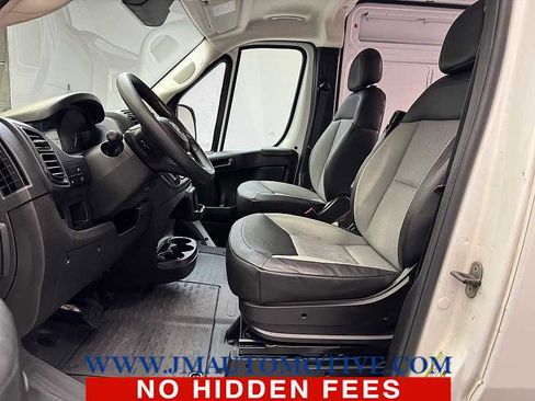 Used 2024 RAM ProMaster 2500 w/ Convenience Group FWD image 12