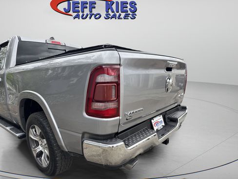 Used 2019 RAM 1500 Laramie AWD/4WD image 7