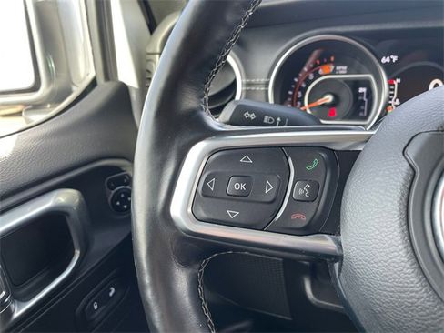 Used 2020 Jeep Wrangler Unlimited Sahara w/ Uconnect 4C Nav & Sound Group image 18