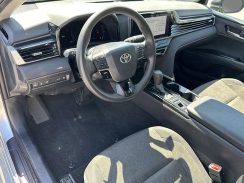 Used 2025 Toyota Camry LE FWD image 8