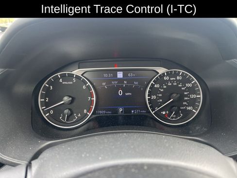 Used 2024 Nissan Altima 2.5 SV w/ SV Premium Package image 14