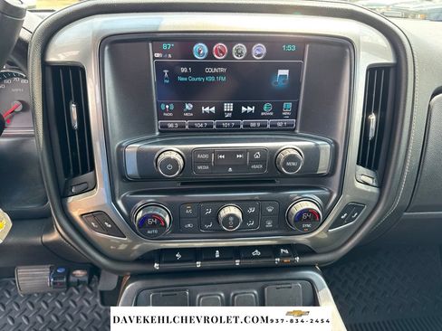 Used 2018 Chevrolet Silverado 1500 LTZ w/ Sport Package AWD/4WD image 17