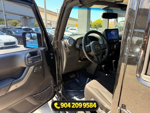 Used 2016 Jeep Wrangler Unlimited Sport w/ Quick Order Package 24S AWD/4WD image 21