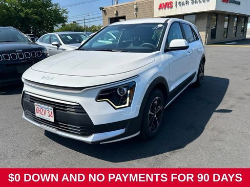 Used 2025 Kia Niro LX FWD image 1