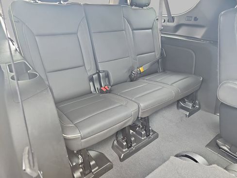 Certified 2023 GMC Yukon XL SLT AWD/4WD image 15