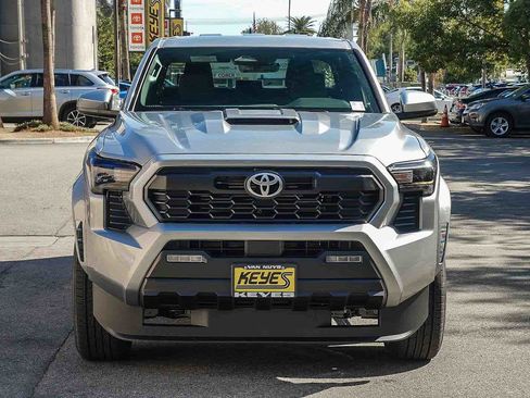 New 2025 Toyota Tacoma TRD Sport image 2