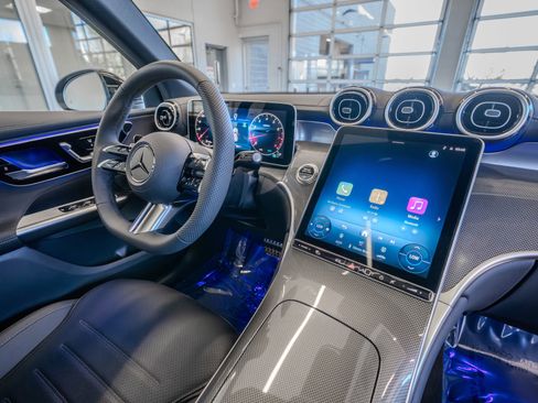 New 2026 Mercedes-Benz GLC 300 4MATIC image 19