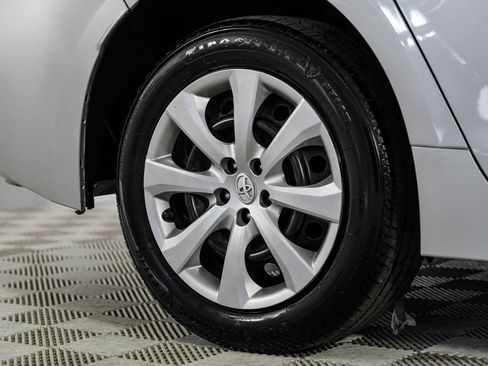 Used 2025 Toyota Corolla LE FWD image 54