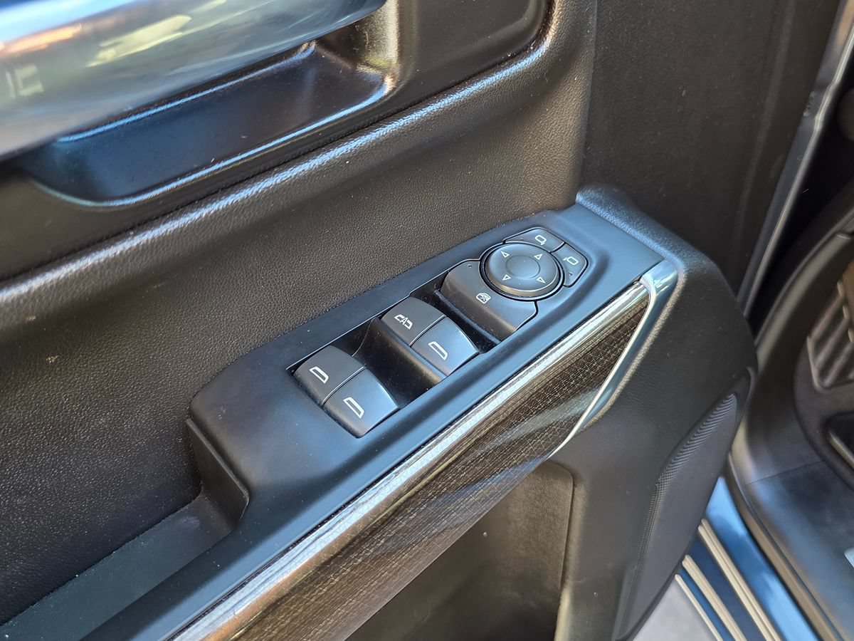 Used 2022 Chevrolet Silverado 1500 LT RWD image 31