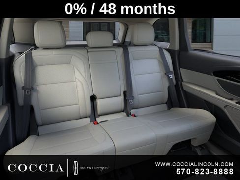 New 2026 Lincoln Nautilus Premier AWD/4WD image 11