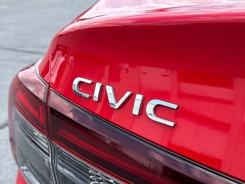 Used 2025 Honda Civic Sport image 12