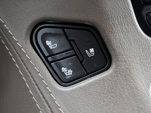 Used 2019 GMC Yukon SLT w/ Open Road Package image 35