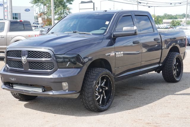 Used 2017 RAM 1500 Express AWD/4WD image 6