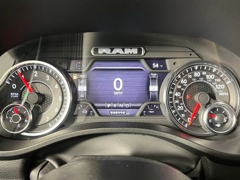 Used 2024 RAM 1500 Big Horn AWD/4WD image 24