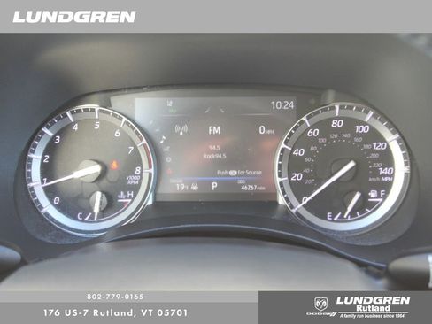 Used 2022 Toyota Highlander XLE image 14