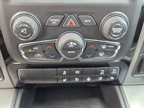 Used 2015 RAM 1500 Sport w/ Convenience Group image 17