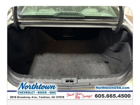 Used 2011 Buick Lucerne CXL FWD image 19