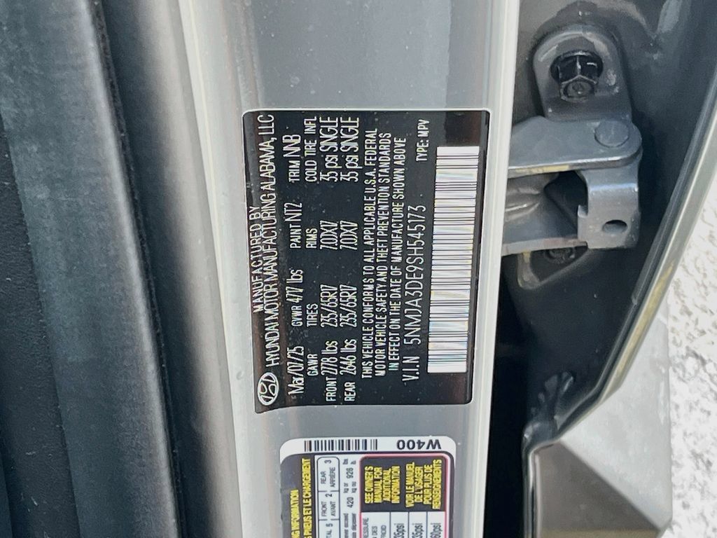 Used 2025 Hyundai Tucson SE FWD image 28