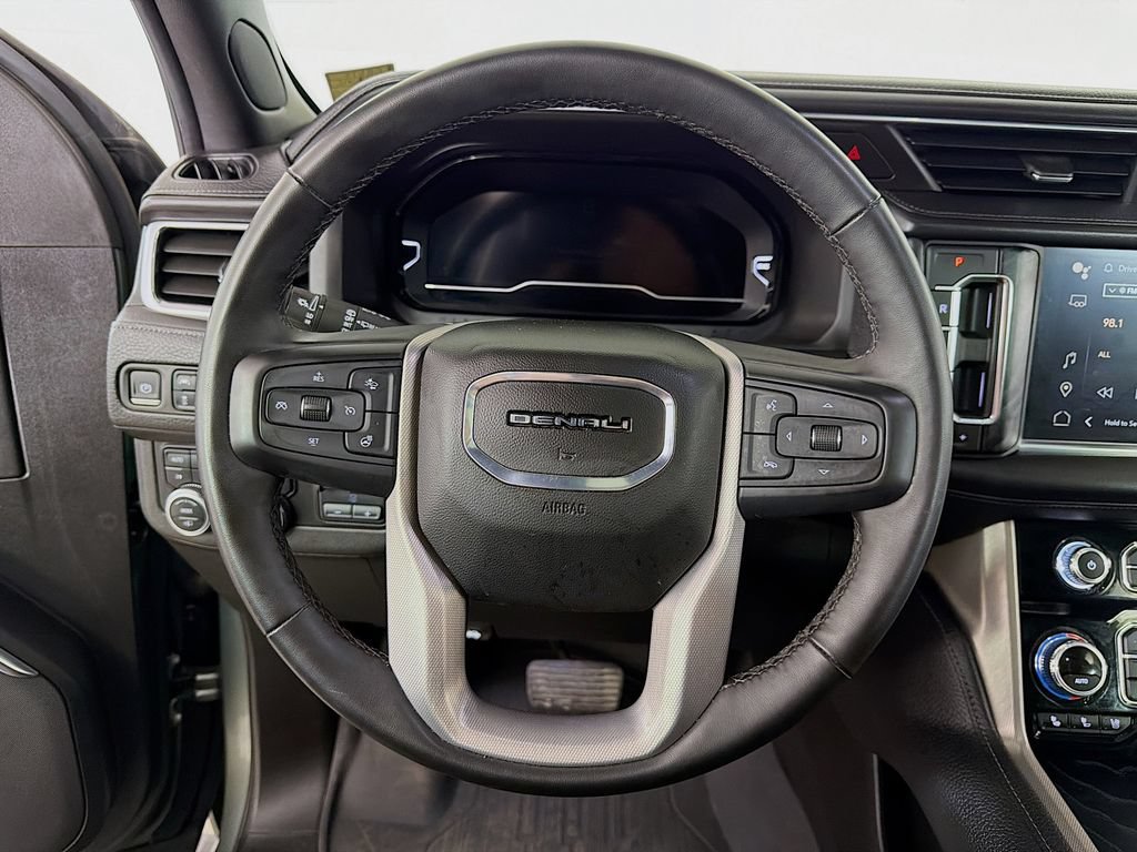Used 2023 GMC Yukon Denali w/ Max Trailering Package AWD/4WD image 13