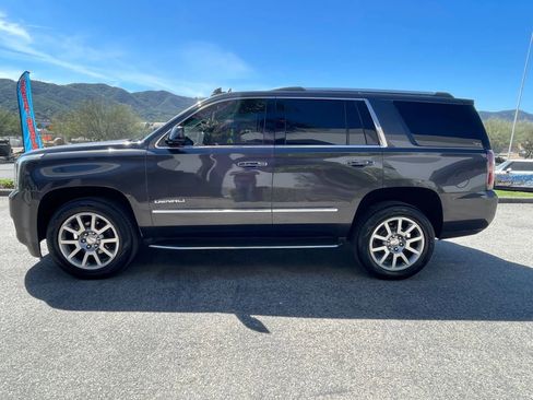 Used 2018 GMC Yukon Denali image 8