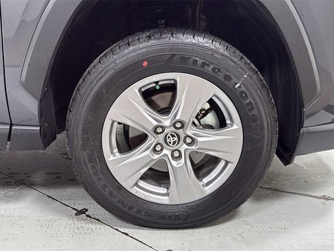 Certified 2025 Toyota RAV4 XLE w/ Convenience Package image 21