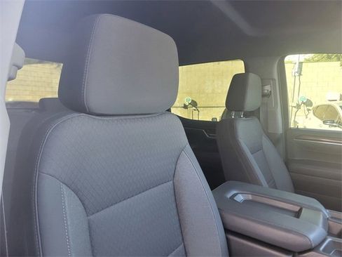 Used 2022 Chevrolet Silverado 1500 LT Trail Boss w/ Protection Package image 18