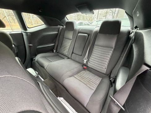 Used 2014 Dodge Challenger SXT RWD image 25