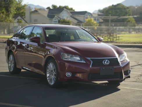 Used 2013 Lexus GS 350 AWD w/ Luxury Pkg w/Cold Weather Pkg image 7