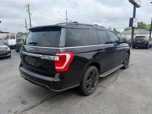Used 2020 Ford Expedition XLT w/ Equipment Group 202A AWD/4WD image 5