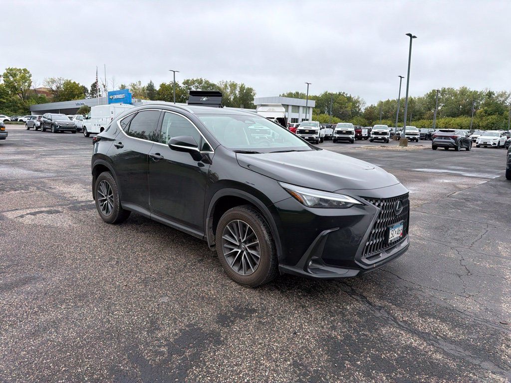Used 2024 Lexus NX 350 AWD w/ Vision Package image 12