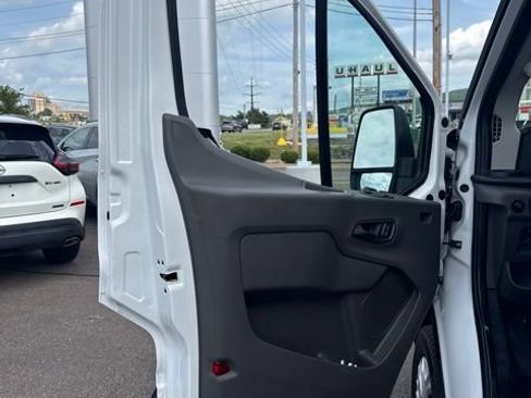 Used 2025 Ford Transit 250 Low Roof w/ Exterior Upgrade Package RWD image 11