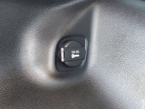 Used 2022 Jeep Cherokee Latitude Lux w/ Sun & Sound Group image 9