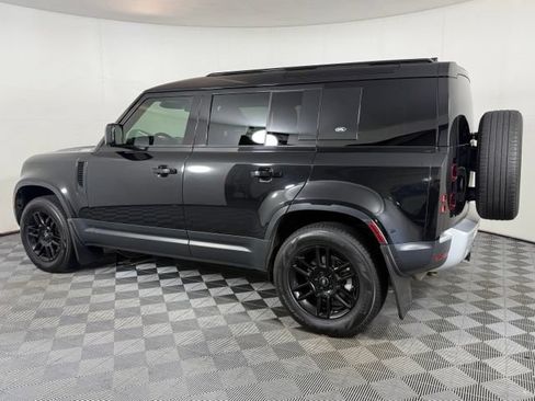 Used 2024 Land Rover Defender 110 S AWD/4WD image 4