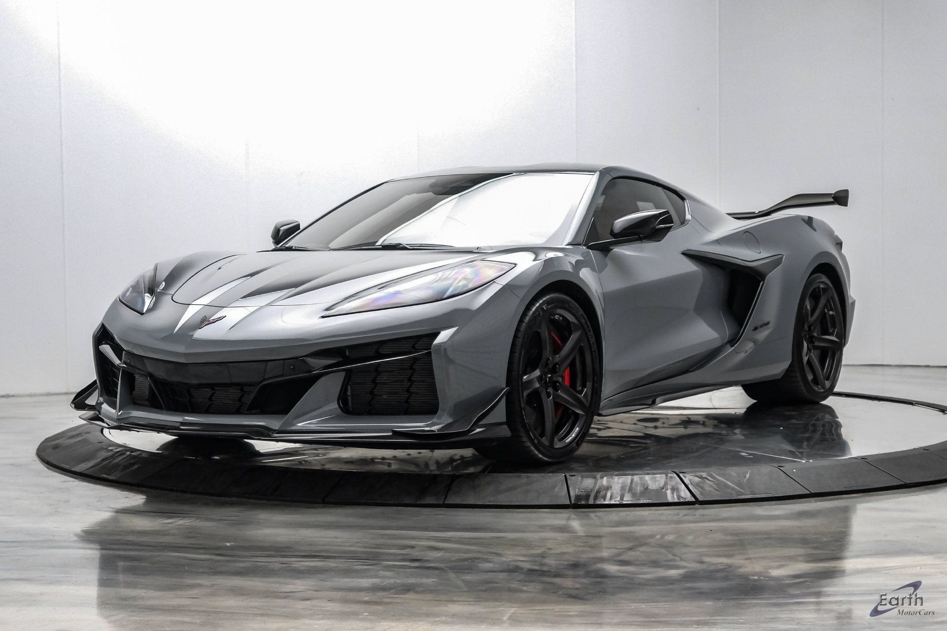 Used 2025 Chevrolet Corvette Z06 w/ Z07 Performance Package RWD image 6