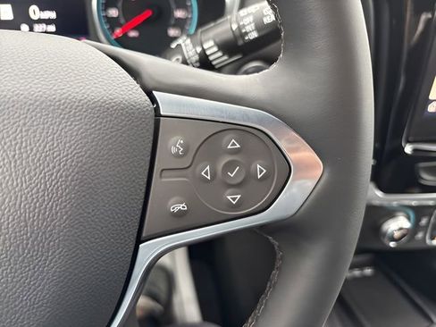 Used 2024 Chevrolet Traverse RS image 13