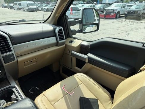 Used 2019 Ford F350 Lariat w/ Lariat Ultimate Package AWD/4WD image 17