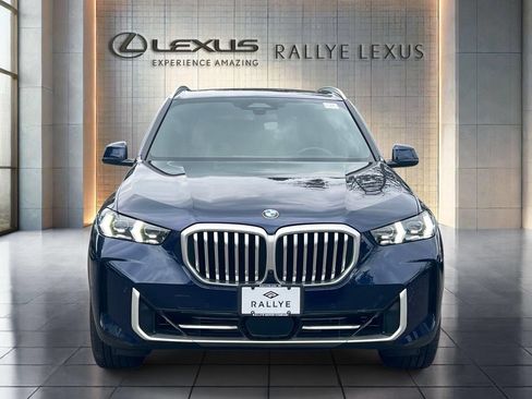 Used 2024 BMW X5 xDrive40i w/ Executive Package AWD/4WD image 2