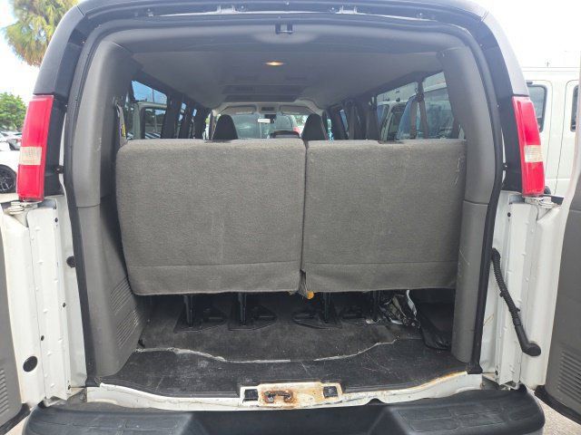 Used 2019 Chevrolet Express 3500 LT w/ LT Preferred Equipment Group RWD image 10