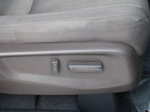 Used 2019 Honda Odyssey EX image 19