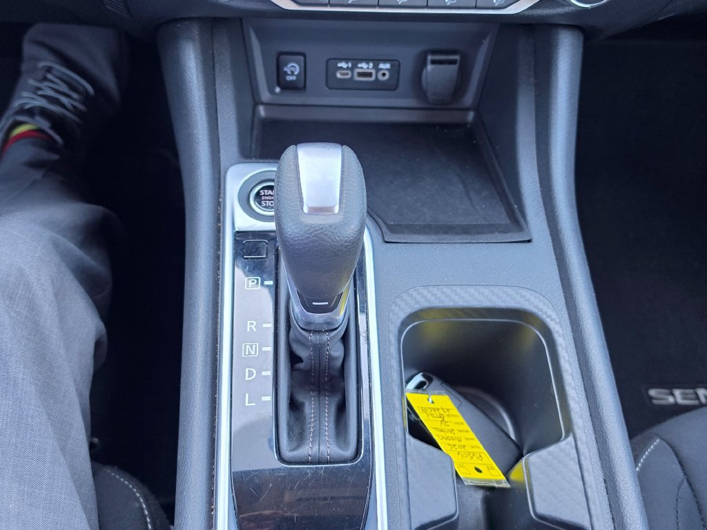 Used 2025 Nissan Sentra SV FWD image 20